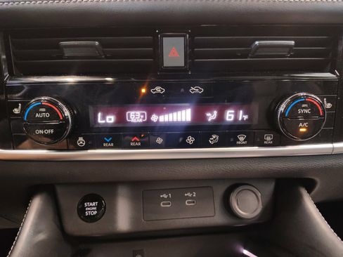 Certified 2024 Nissan Rogue Platinum w/ Platinum Premium Package FWD image 22