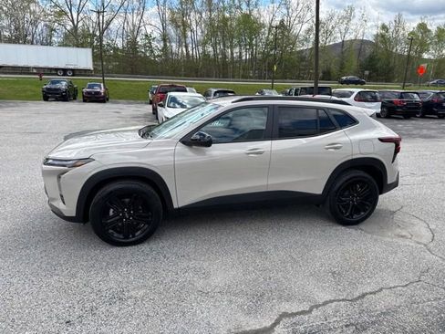 New 2026 Chevrolet Trax ACTIV FWD image 22
