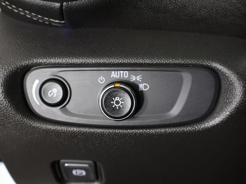 Used 2023 Chevrolet Blazer LT w/ Convenience Package FWD image 39