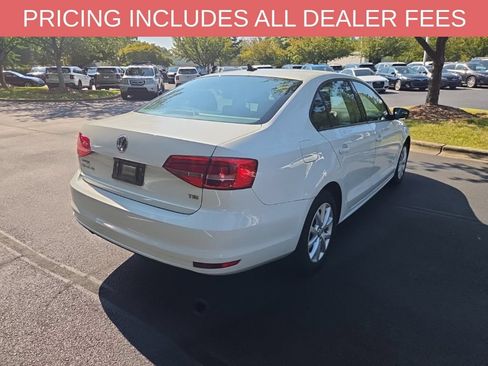 Used 2015 Volkswagen Jetta SE FWD image 11