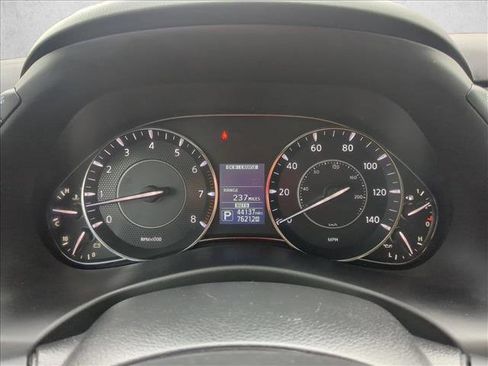 Used 2020 Nissan Armada SL w/ Premium Package image 11