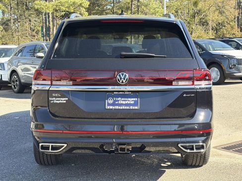 New 2026 Volkswagen Atlas SEL Premium R-Line AWD/4WD image 3
