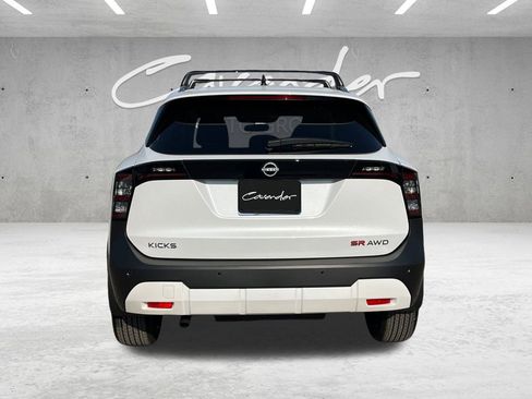 New 2026 Nissan Kicks SR w/ Cold Weather Package image 15