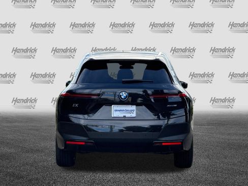 Used 2024 BMW iX xDrive50 AWD/4WD image 6