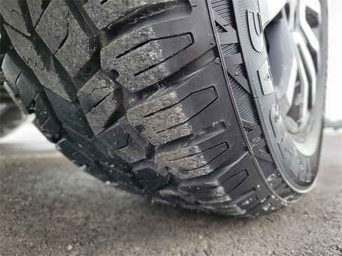 Certified 2019 Ford Ranger Lariat w/ Equipment Group 501A Mid image 18