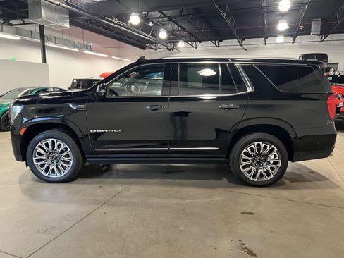 Used 2024 GMC Yukon Denali Ultimate AWD/4WD image 6