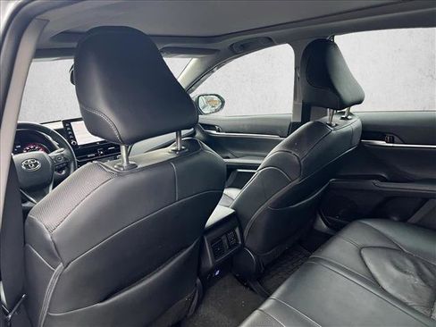 Used 2023 Toyota Camry XSE image 17
