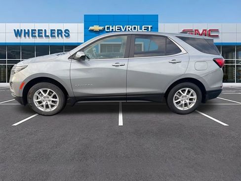 Used 2024 Chevrolet Equinox LT w/ LPO, Floor Liner Package image 2