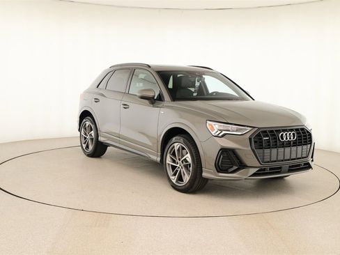 New 2025 Audi Q3 2.0T Premium image 10