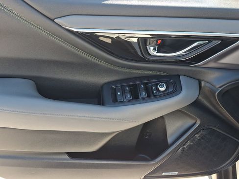 Used 2025 Subaru Outback Onyx Edition w/ Popular Package #2 image 13