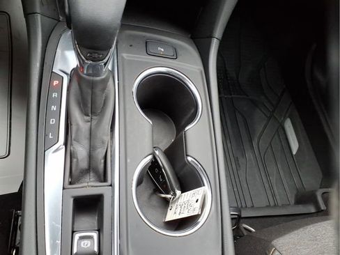 Certified 2024 Chevrolet Equinox LT w/ LPO, Floor Liner Package image 9