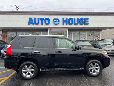 Used 2010 Lexus GX 460 image 9