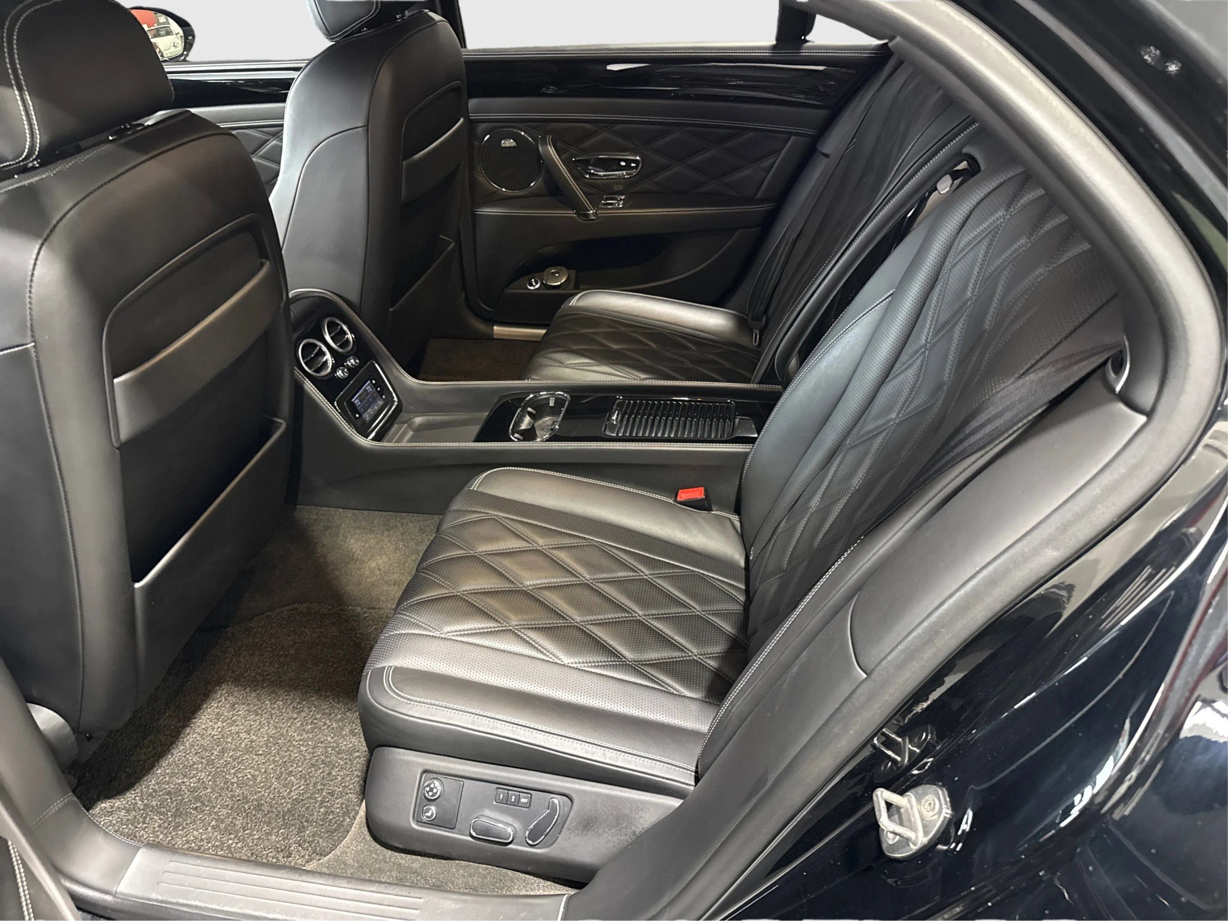 Used 2014 Bentley Flying Spur W12 AWD/4WD image 10