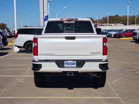 Used 2021 Chevrolet Silverado 2500 High Country image 6