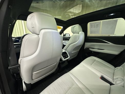 Used 2024 Cadillac Lyriq Luxury w/ LPO, Floor Liner Package image 22