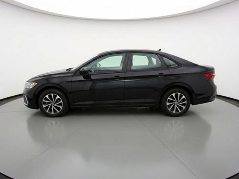 Used 2025 Volkswagen Jetta S image 5