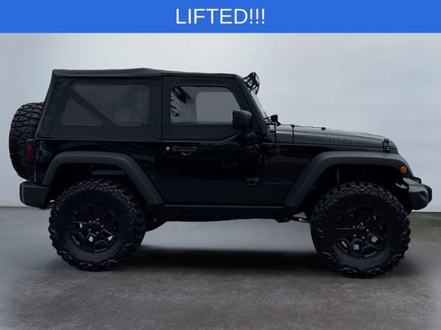 Used 2016 Jeep Wrangler Sport AWD/4WD image 2