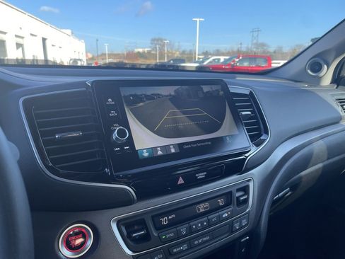 Used 2025 Honda Ridgeline RTL image 17