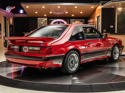Used 1988 Ford Mustang LX RWD image 12