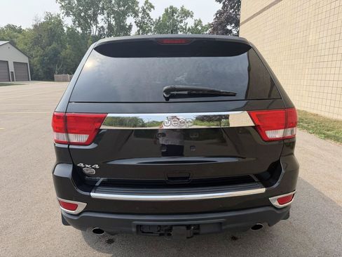 Used 2011 Jeep Grand Cherokee Overland AWD/4WD image 6