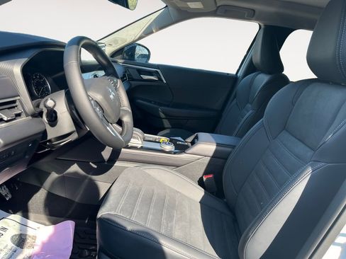 New 2026 Mitsubishi Outlander Trail Edition AWD/4WD image 9