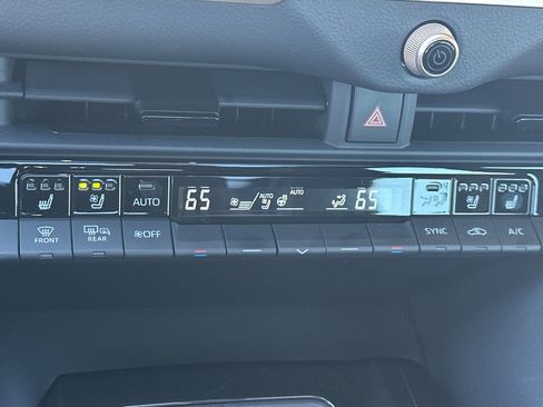 Certified 2024 Toyota Crown Limited image 24