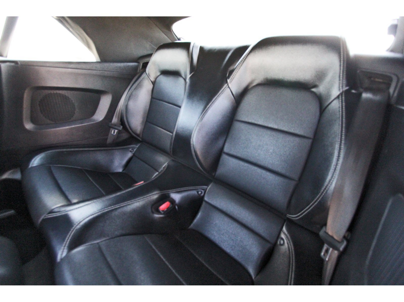 Used 2021 Ford Mustang Premium RWD image 32