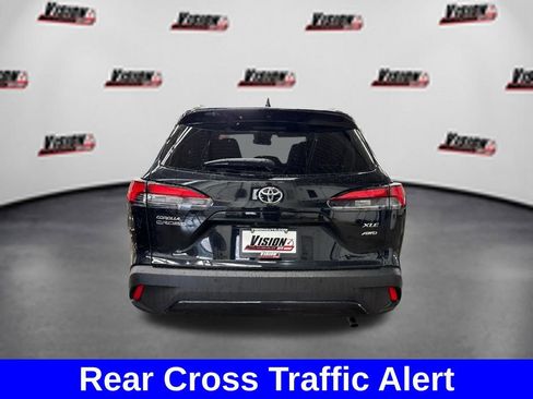 Used 2023 Toyota Corolla Cross XLE w/ Convenience Package AWD/4WD image 7