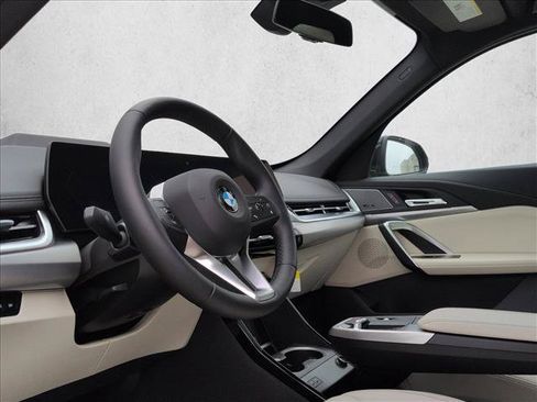 New 2026 BMW X1 xDrive28i w/ Technology Package AWD/4WD image 3