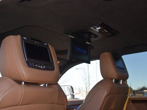 Used 2017 Cadillac Escalade Platinum image 20