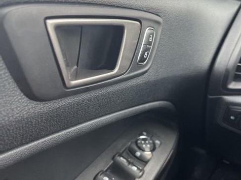 Used 2020 Ford EcoSport SE w/ SE Convenience Package image 10