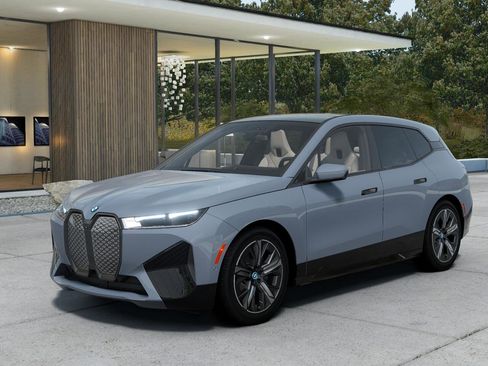 New 2025 BMW iX xDrive50 image 1