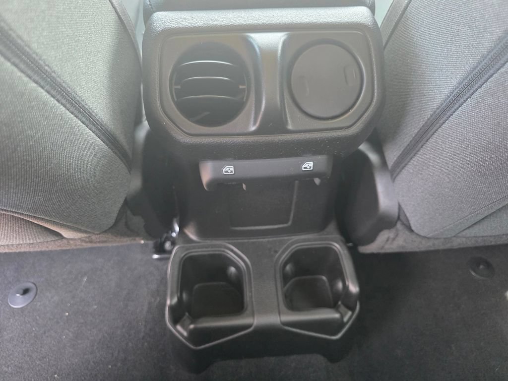 Used 2025 Jeep Gladiator Sport AWD/4WD image 12