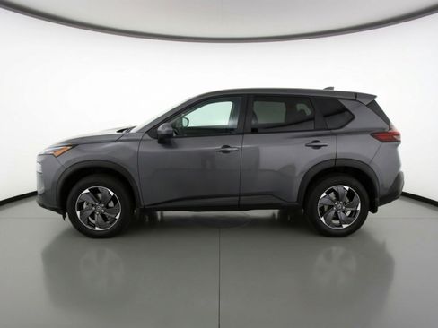 Used 2025 Nissan Rogue SV image 5