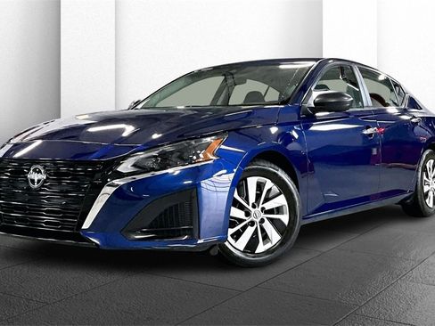 Certified 2024 Nissan Altima 2.5 S image 12