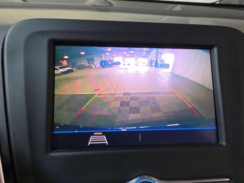 Used 2021 Chevrolet Equinox LT AWD/4WD image 22