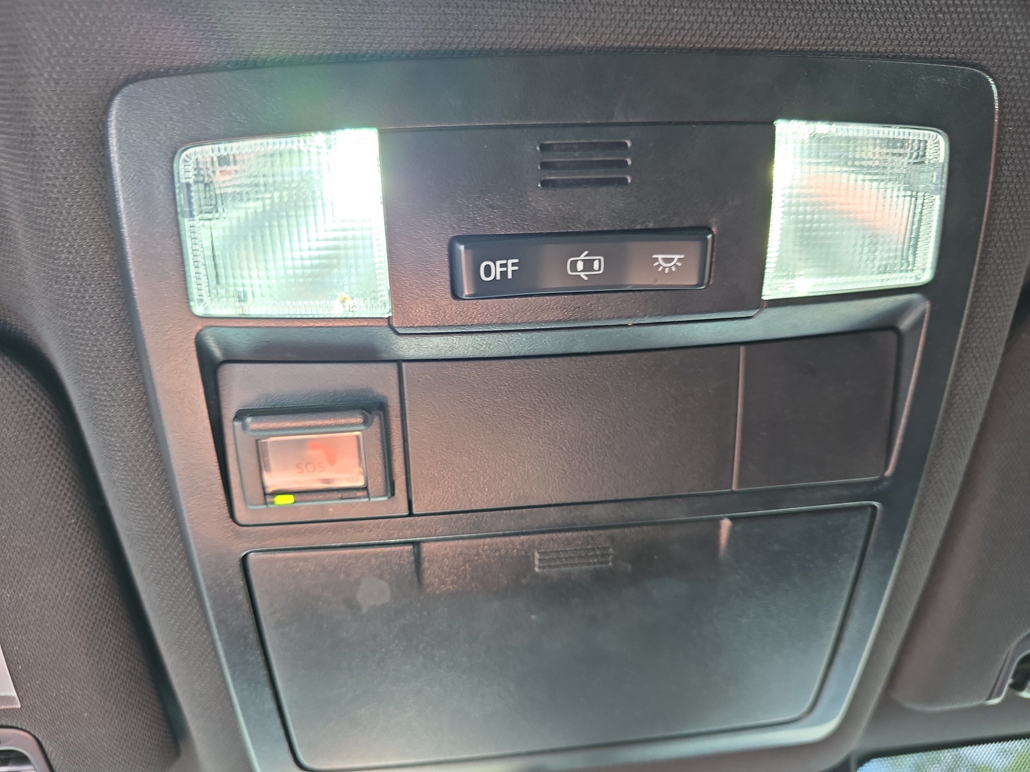 Used 2020 Toyota Tacoma TRD Sport w/ Technology Package AWD/4WD image 28
