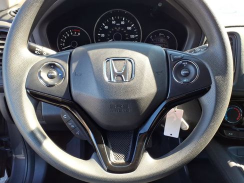 Used 2022 Honda HR-V LX image 16