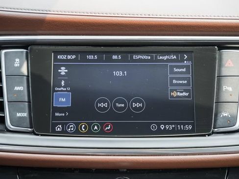 Used 2020 Buick Enclave Avenir w/ Avenir Technology Package AWD/4WD image 23