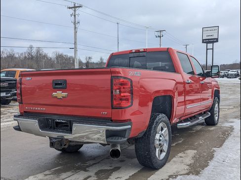Used 2016 Chevrolet Silverado 2500 LTZ w/ Duramax Plus Package AWD/4WD image 7