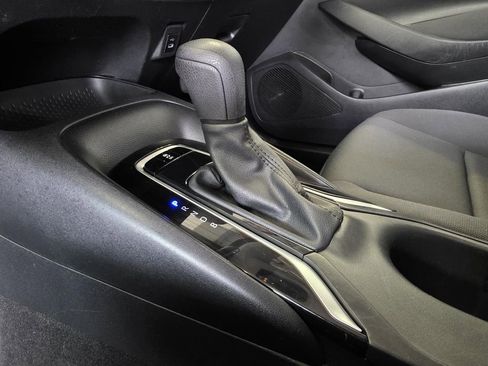 Used 2024 Toyota Corolla LE FWD image 18