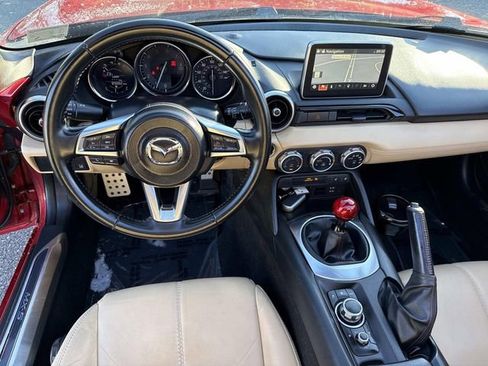 Used 2017 MAZDA MX-5 Miata Grand Touring w/ Interior Package image 15