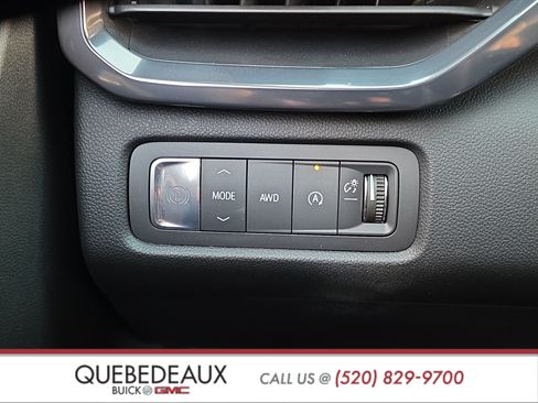 Used 2025 GMC Acadia AT4 w/ Super Cruise Package AWD/4WD image 23