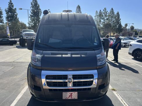 Used 2018 RAM ProMaster 3500 w/ Mopar Trailer Tow Group FWD image 4