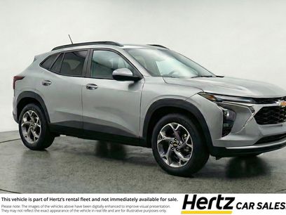 Used 2025 Chevrolet Trax LT