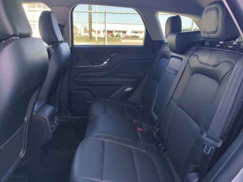 Used 2024 Lincoln Corsair Premiere w/ Equipment Group 101A image 16