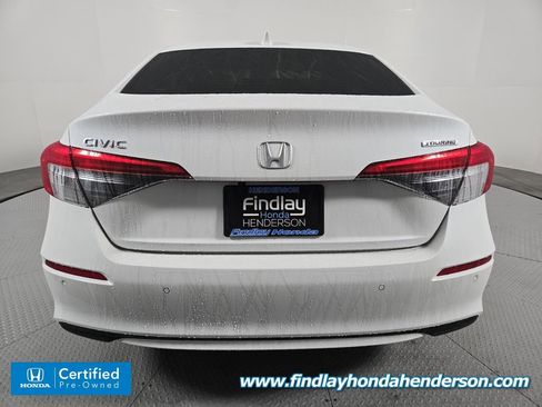 Certified 2022 Honda Civic Touring image 5