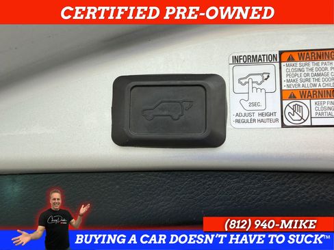 Used 2015 Toyota RAV4 Limited image 33