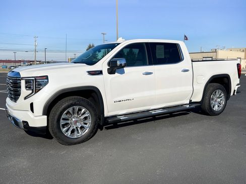 Used 2025 GMC Sierra 1500 Denali image 13