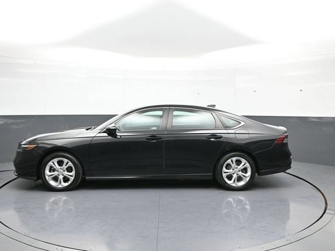 Used 2024 Honda Accord LX image 9